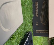 Brand new car roof box: 340 Roof Box, 320L, Black