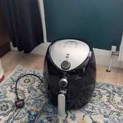 tower air fryer and two trays