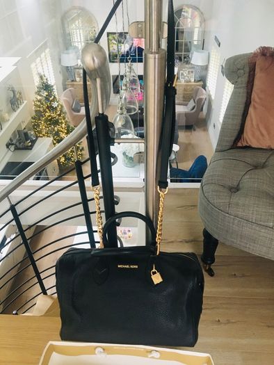 NEW Large Black Michael Kors Handbag WORTH 350 with gift bag