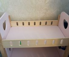 Dolls cot