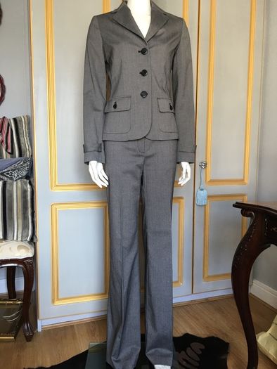 Mango suit. Size S.