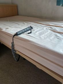 Electric adjustable orthopedic bed