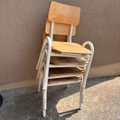 Kids chairs x 4