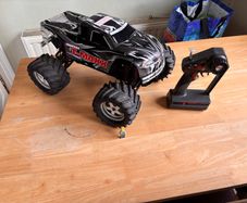 Traxxas T-Max