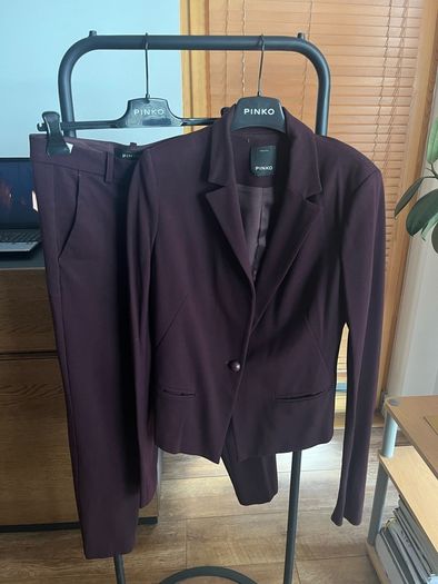Pinko burgundy suit
