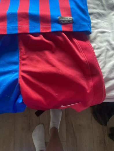 barcelona jersey medium kids