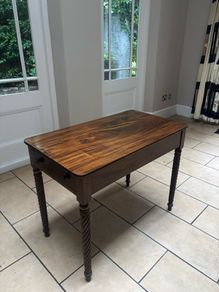 Beautiful occasional Table