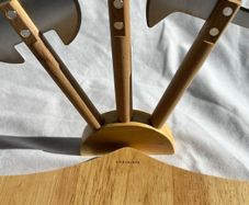 Kikkerland Viking Cheese Board Shield + 3 Axe Knives - NEW Sealed