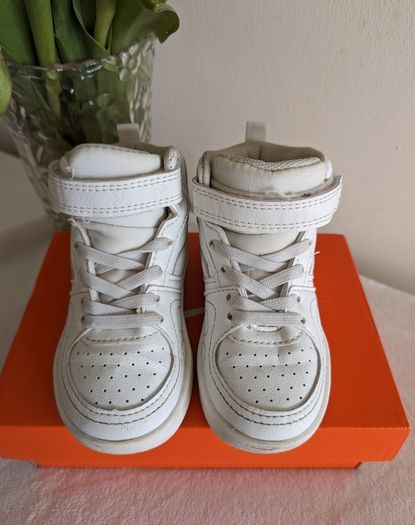 shoes girl size 22 EUR (UK 5.5), white sneakers ankle boots