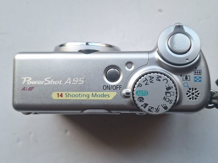 Canon PowerShot A95 5MP  Faulty
