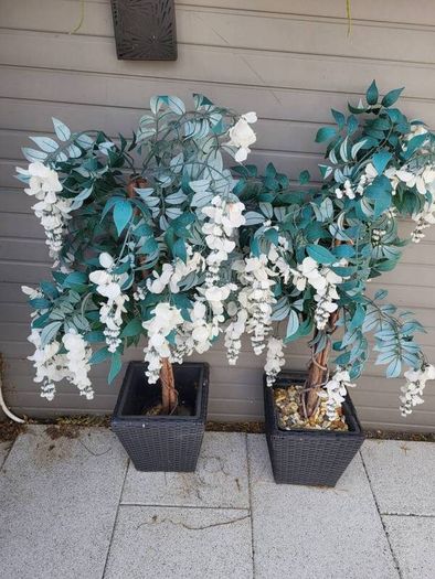 artificial outdoor flowers