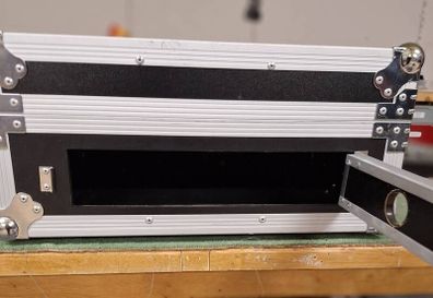 Citronic 8u x 2u Flight case