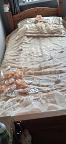 gold colour quilt