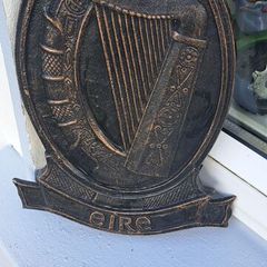 eire harp cast iron sign