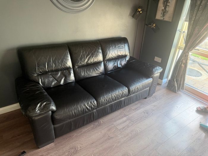3+2 seater leather sofa