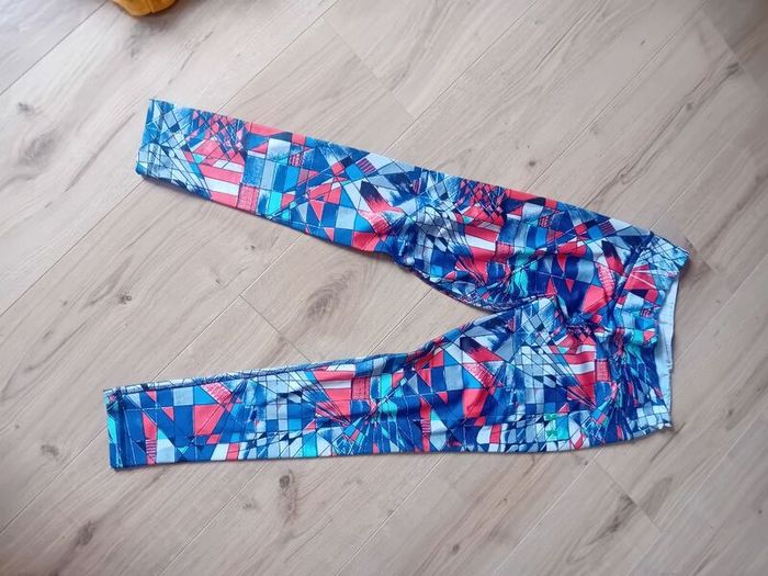 ladies leggins. Size small. Under Armour