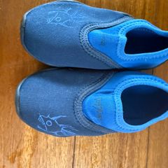 Kids water shoes
