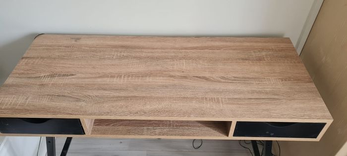 Desk modern