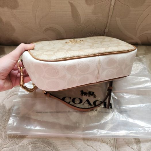medium coach crossbody bag