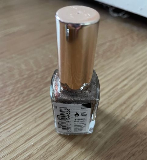 So Su Nail Polish