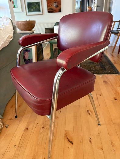 Fabulous Authentic Mid Century Chrome/ leatherette red Armchair