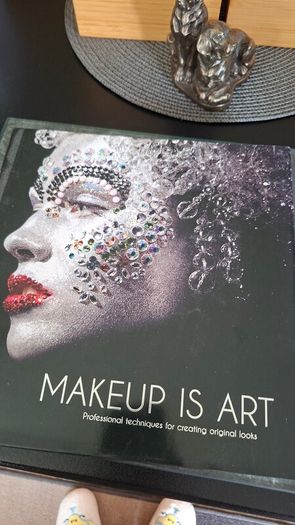 make up books
