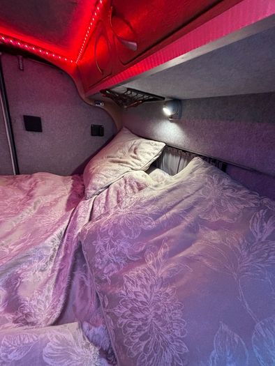 UPDATE - Mercedes Sprinter professionally converted campervan