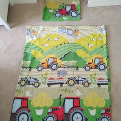 Duvet cover X2 + Pillowcase X4 + Bed sheetsX2 (Tractor theme)