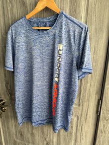 Men's Under Armour Top - L