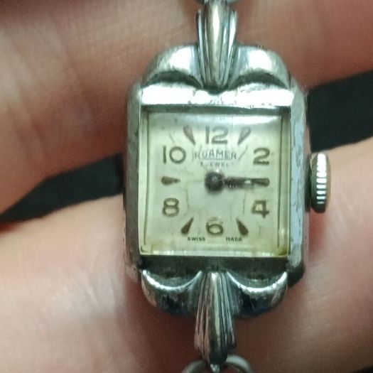 The women's Ingersoll likely dates back to the 1960s or 1970s