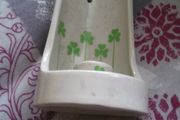 Candle holder.