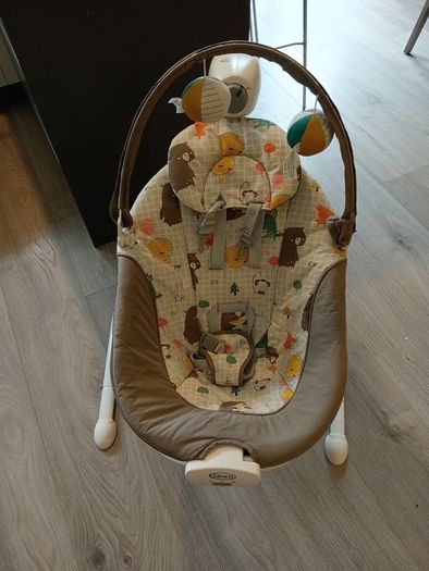 baby swing ( like brand new)