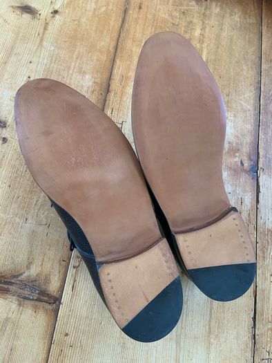 mens shoes new size 9.5 leather