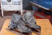 Antiques &amp; Collectables