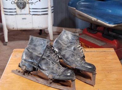 Antiques & Collectables