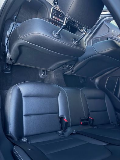 2018 Mercedes-benz Gla 200 sports executive