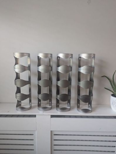 Wine holders x4