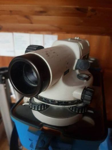 Nikon AC-2S Auto. Optical Survey Level c/w tripod & staff