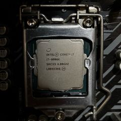 Intel i7-8086K Limited Edition CPU + Gigabyte Z370 Motherboard