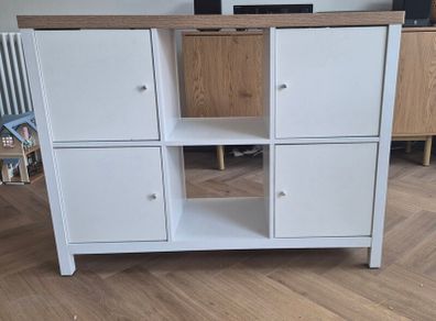 sideboard