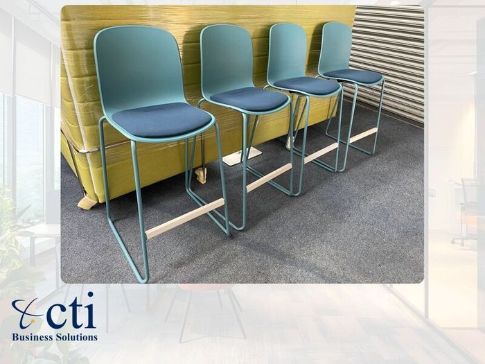 4 X Steelcase Cavatina Canteen High Stools-Grade A