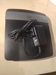 Router Cisco E2500