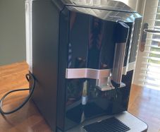 Siemens EQ.3 s100 Bean to Cup Coffee Machine (TI301209RW)