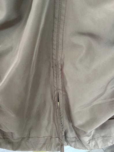 Dutch Brand Yaya Coat Jacket Ladies. Medium. Sage Green / Khaki. Satin Finish.  Detachable hood. Excellent. Proceeds To Medecins Sans Frontieres.