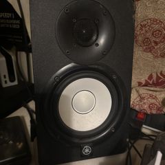 Yamaha HS5 pair