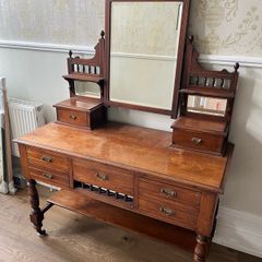Dresser Table