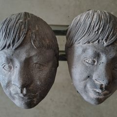 2 plaster cast wall decor