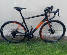 Cube Attain road bike