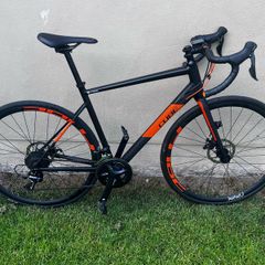 Cube Attain road bike
