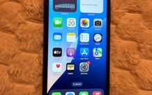 Apple iPhone XR 64 Gb Unlocked Excellent Condition